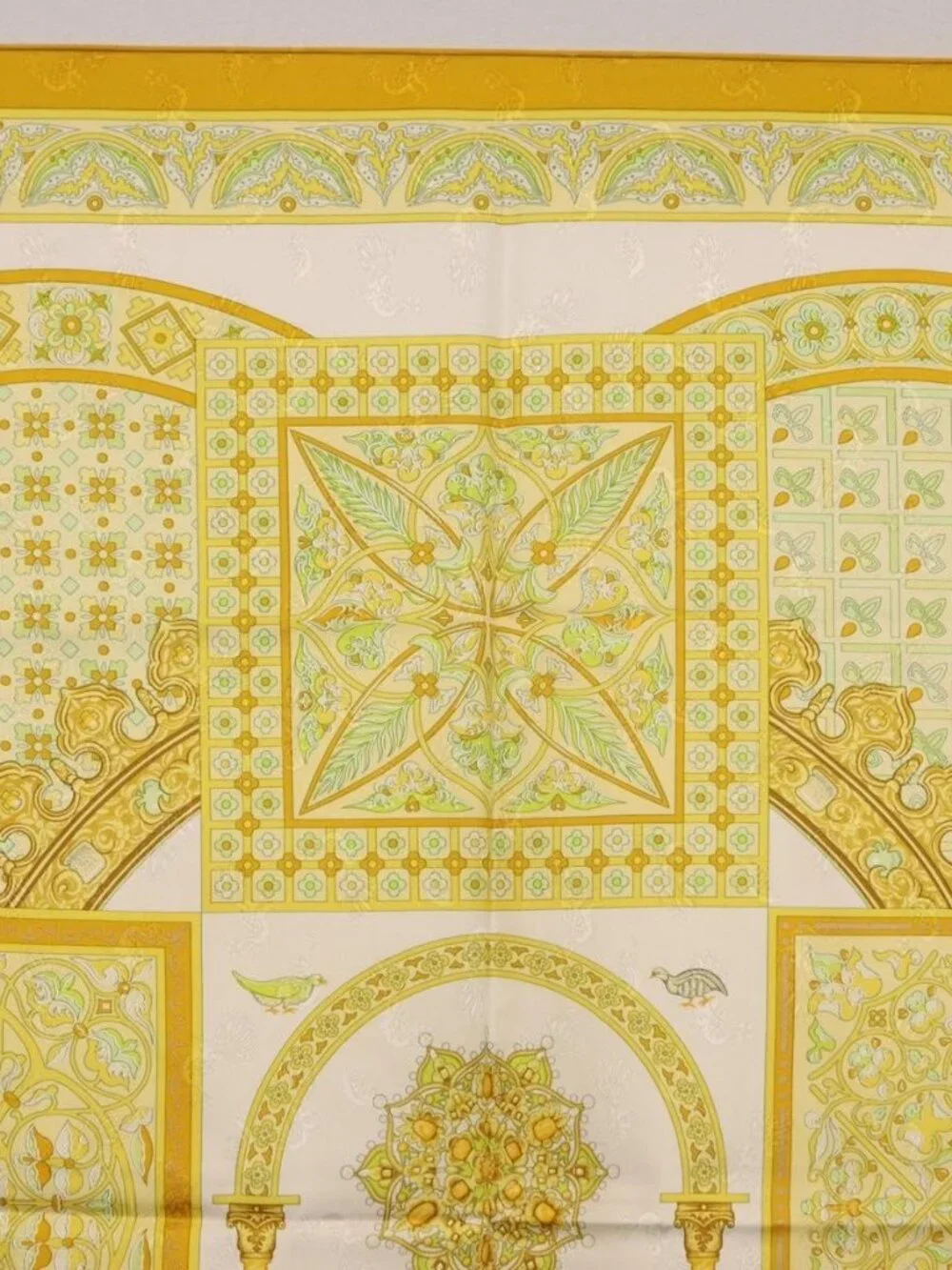 HERMES Carre 90 Scarf 